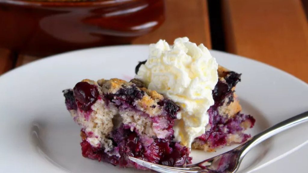 Easy Blueberry Cobbler Recipe (Just Like Grandma Used to Make!) 2 Blueberry Cobbler Recipe